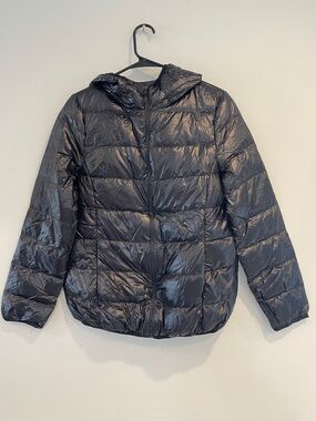 NWOT lightweight Black Quilted Down Puffer Jacket - Medium